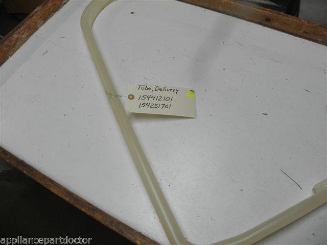 WHITE CONSOLIDATED DISHWASHER 154412101 154251701 DELIVERY TUBE USED PART WHITE CONSOLIDATED DISHWASHER 154412101 154251701 DELIVERY TUBE USED PART